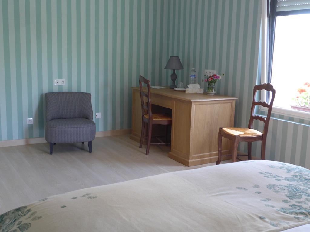 Maison De Lucine Combourg Eksteriør billede